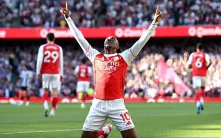 آرسنال يتصدر الدوري الإنجليزي مجددًا بعد انتصاره الصعب على نيوكاسل يونايتد بالفيديو