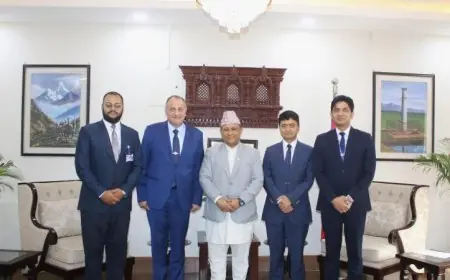 السفير المصري في نيبال يجتمع مع وزير الخارجية لتعزيز العلاقات الثنائية