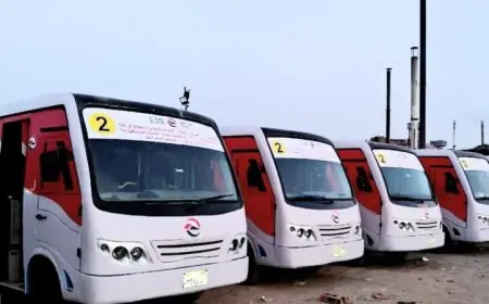 بدء التشغيل التجريبي لمنظومة نقل آمنة تربط مدينة الشروق مع أحيائها