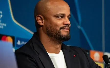 كومباني يتحدث عن الموقف الحالي ولا يستطيع الاختباء مثل مورينيو