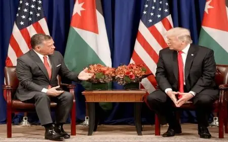 العاهل الأردني يؤكد خلال اتصال هاتفي مع ترامب على أهمية التهدئة الشاملة