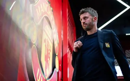 جيمي كاراغر يؤكد أن كاريك سيبقى في تدريب مانشستر يونايتد