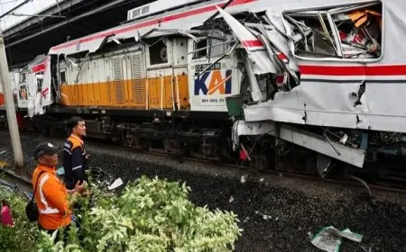 مصرع 98 شخصا وإصابة آخرين في حادث مأساوي لتصادم قطارين في إندونيسيا