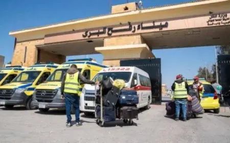معبر رفح البري يستقبل Returning Palestinians إلى قطاع غزة في دفعة جديدة