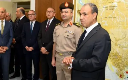 وزير الخارجية يدشن غرفة الوثائق المؤمنة الجديدة في مقر الوزارة لتعزيز الأمان والحفظ