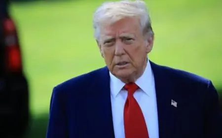 ترامب يؤكد أن إيران تعاني من الانهيار وتبحث عن فتح مضيق هرمز بمساعدة واشنطن