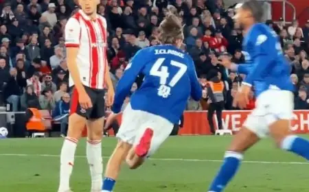 إبسويتش يحقق تعادلاً مثيراً مع ساوثهامبتون ويقترب من التأهل للدوري الإنجليزي المتقدم