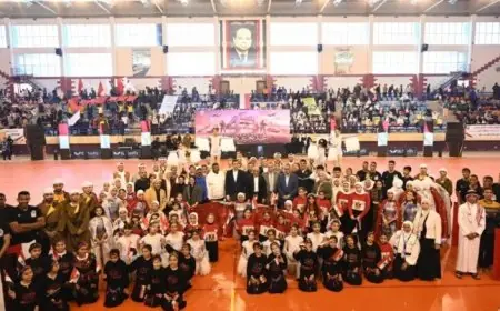 وزير الشباب والرياضة ومحافظ شمال سيناء يزوران الصالة المغطاة في العريش للاطلاع على الأنشطة الرياضية والثقافية