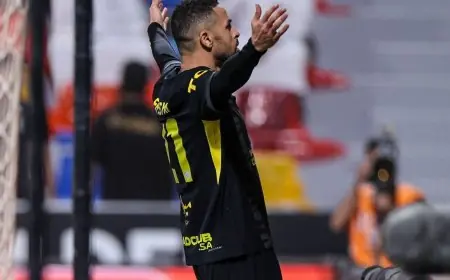 عوار والنصيري يعززان انتصارات الاتحاد في الدوري السعودي