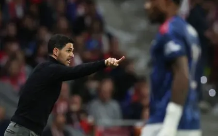 أرتيتا ينتقد حكم مباراة أتلتيكو بسبب إلغاء ركلة الجزاء بعد 13 إعادة