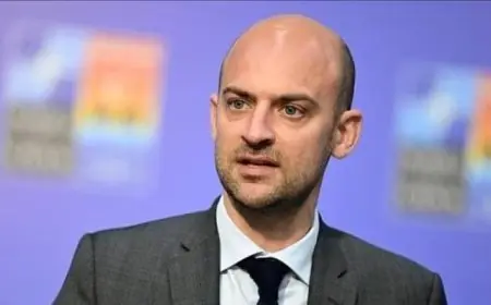 وزير خارجية فرنسا يعبر عن التزام بلاده بجهود تهدئة التوترات في الشرق الأوسط