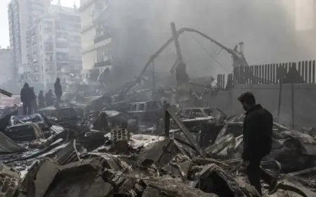 تصعيد عسكري إسرائيلي في جنوب لبنان يؤدي إلى استشهاد مدنيين وتدمير المنازل والمنشآت