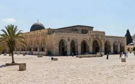 وزير السياحة الفلسطيني يكشف عن استهداف الاحتلال لـ 216 موقعا أثريا بمناطق غزة