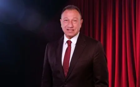 الخطيب يهنئ أبطال الأهلي بعد انتصارهم بكأس مصر لكرة اليد