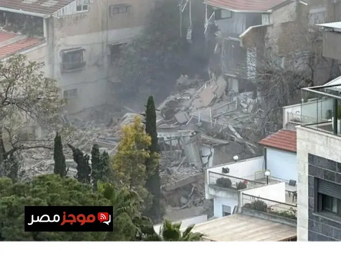 إسرائيل تتخذ إجراءات احترازية في حيفا وتخلي مبانٍ بعد تهديد انفجار صاروخ إيراني تحت الركام