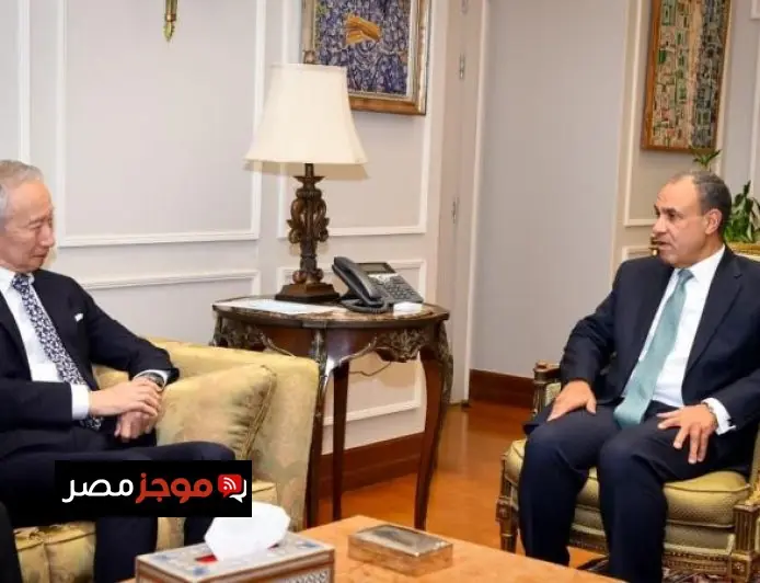 وزير الخارجية يناقش مع المبعوث الياباني آخر مستجدات إعادة إعمار غزة