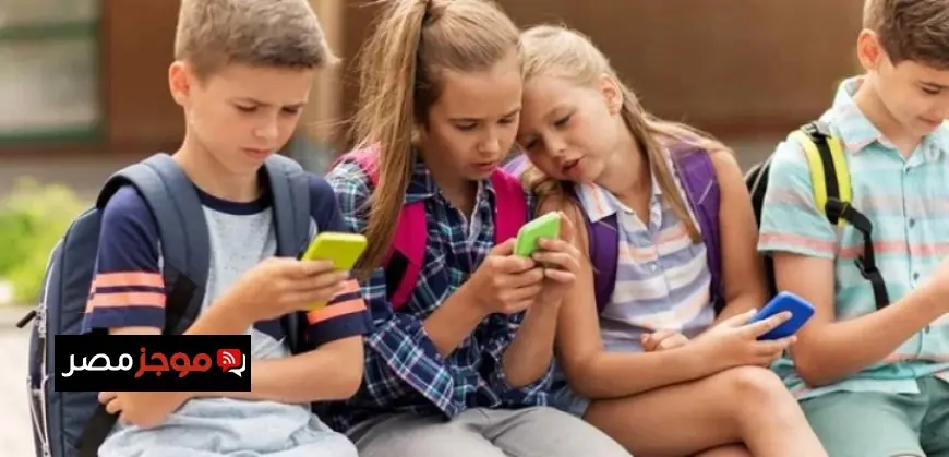 دراسة تكشف أثر الاستخدام المفرط لوسائل التواصل الاجتماعي على الصحة النفسية للشباب