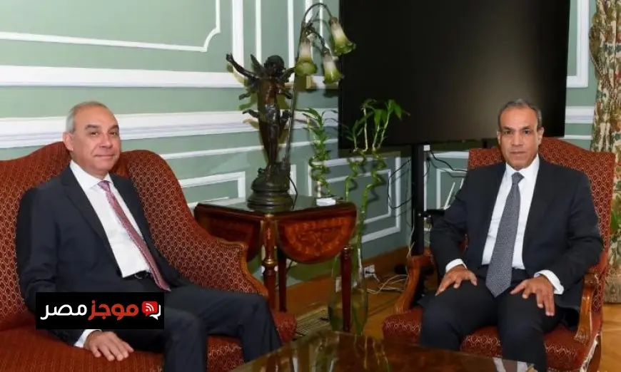 وزير الخارجية يؤكد على الدور الحيوي للهيئة العامة للاستعلامات في تعزيز الإعلام المتوازن