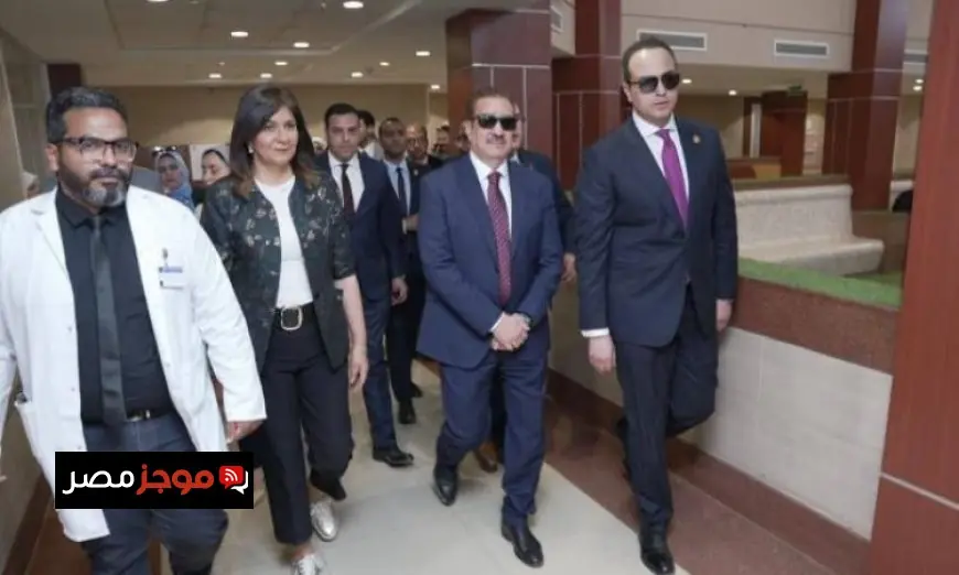 السبكي ومحافظ بورسعيد ونبيلة مكرم يقومون بزيارة ميدانية لمستشفى النصر في بورسعيد