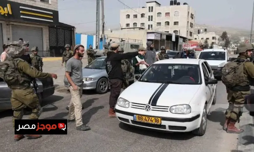 مستعمرون يهاجمون سيارات الفلسطينيين في شمال شرق القدس في تصاعد مستمر للتوترات