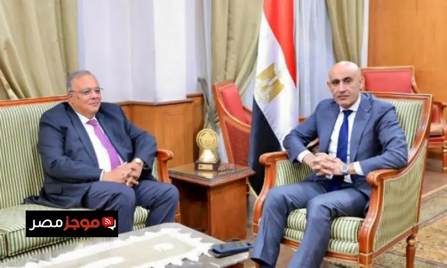 وزير التعليم يلتقي رئيس المجلس القومي لحقوق الإنسان لتعزيز التعاون المشترك
