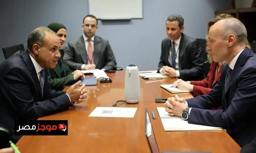 وزير الخارجية يناقش تعزيز التعاون مع وفد الوكالة الإيطالية للتعاون التنموي