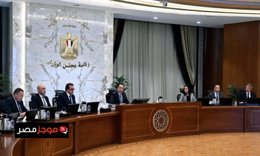 رئيس الوزراء يشرف على استراتيجيات التصدي للمخاطر المرتبطة بالمنصات الرقمية والألعاب الإلكترونية