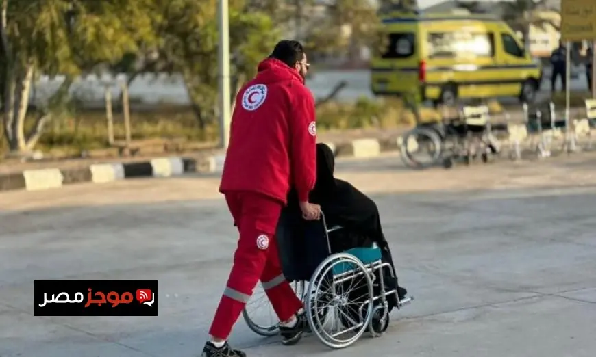 دفعة جديدة من العائدين تصل إلى معبر رفح البري في قطاع غزة