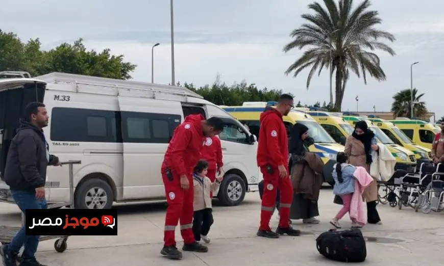 الهلال الأحمر يرسل قافلة زاد العزة رقم 177 إلى غزة محمّلة بـ 5300 طن من المساعدات الإنسانية