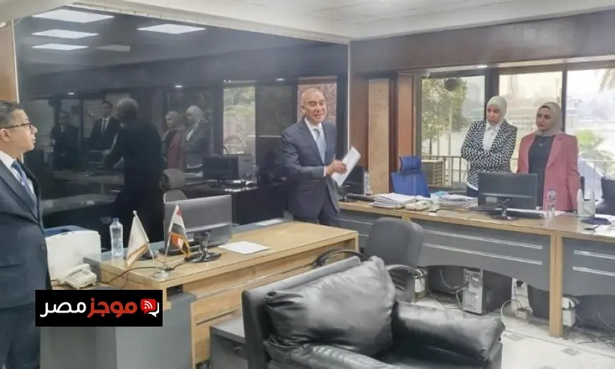 رئيس الهيئة العامة للاستعلامات يجتمع مع أعضاء المركز الصحفي للمراسلين الأجانب لتعزيز التعاون الإعلامي
