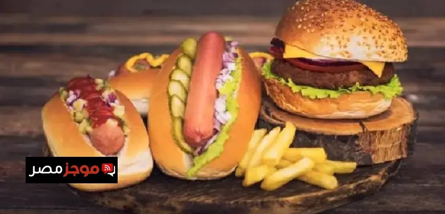 دراسة تكشف تأثير الأطعمة المصنعة على ضعف العضلات وصعوبة الحركة