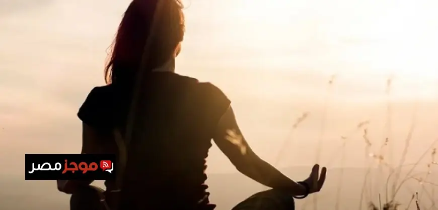 اكتشف كيف يمكن أن تعيد 7 أيام من التأمل برمجة دماغك وتحسين حياتك