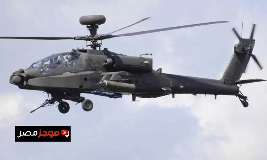 القيادة المركزية الأمريكية تحلق بمروحيات أباتشي فوق مضيق هرمز لتعزيز الأمان في المنطقة