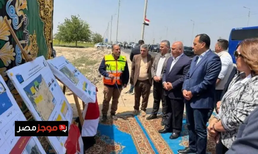 رئيس الوزراء يقوم بجولة تفقدية لتطوير الطرق في محافظة شمال سيناء