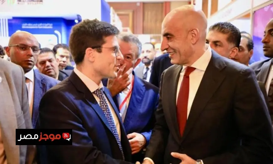 عبد اللطيف يستعرض أجنحة المعرض الدولي EDU TECH EGYPT 5th بالصور