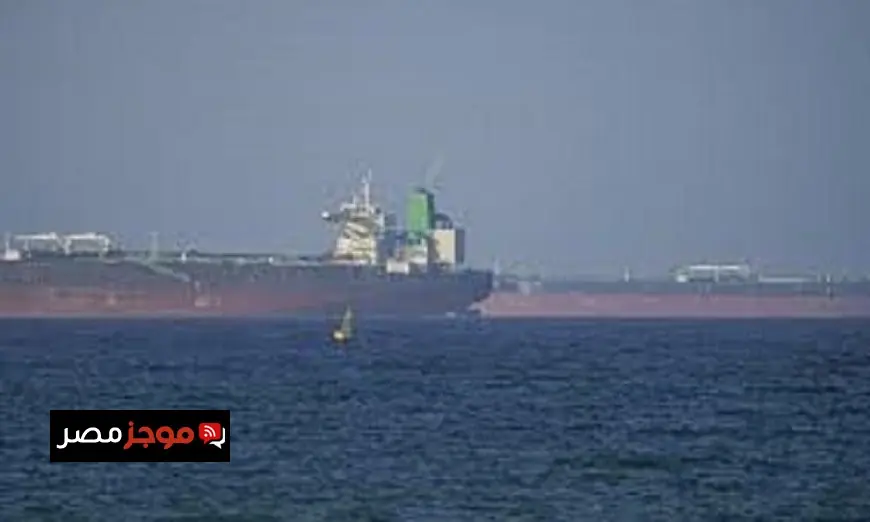 بريطانيا وفرنسا تنسقان جهوداً عسكرية دولية لإعادة فتح مضيق هرمز