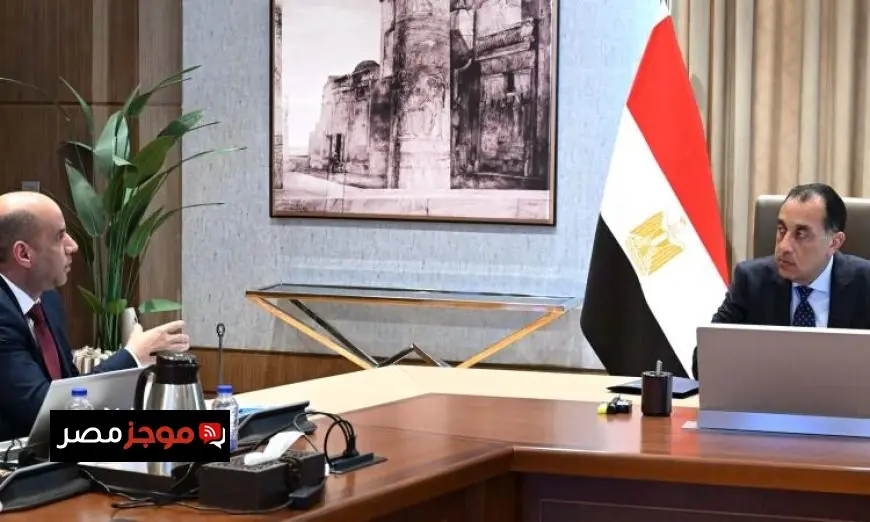 رئيس الوزراء يناقش ملفات العمل مع وزير العمل في لقاء مهم
