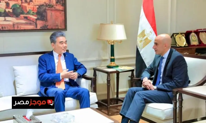 وزير التعليم يستكشف تطبيق منهج الثقافة المالية للطلاب في المرحلة الثانوية