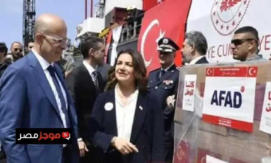 سفينة تركية تحمل ألف طن من الإمدادات الإغاثية تصل إلى مرفأ بيروت للمساعدة في دعم المحتاجين