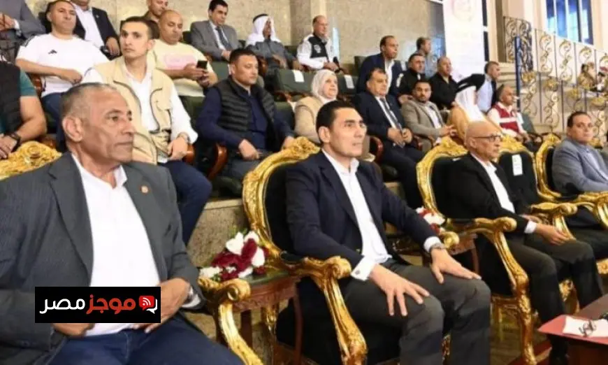 وزير الشباب ومحافظ شمال سيناء يزوران مشروعات جديدة في الصالة المغطاة بالعريش