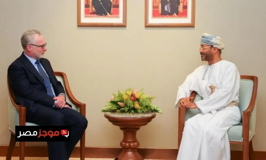 سلطنة عمان وكندا تتناولان قضايا هامة في الحوار حول التطورات الإقليمية والدولية