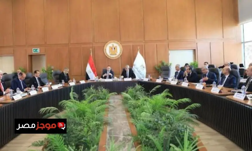 قنصوة يدعو الجامعات والمعاهد إلى الاستعداد التام لامتحانات نهاية العام