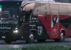 وصول حافلة الأهلي إلى ستاد القاهرة استعدادا لمواجهة الزمالك في قمة الدوري الممتاز