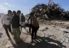 استشهاد فلسطينيين في غارة جوية إسرائيلية على غزة شمالًا ووسطًا