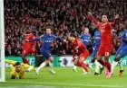 تشيلسي يواجه ليفربول في قمة الدوري الإنجليزي في مواجهة مثيرة تكسير العظام
