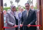 رئيس جامعة القاهرة ي inaugurate مدرج والي بكلية العلوم بعد عملية تطوير شاملة