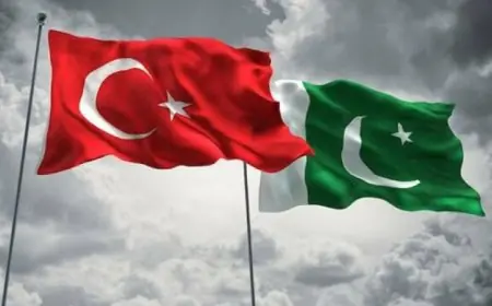 مباحثات مثمرة بين باكستان وتركيا حول التطورات الإقليمية وتعزيز العلاقات الثنائية