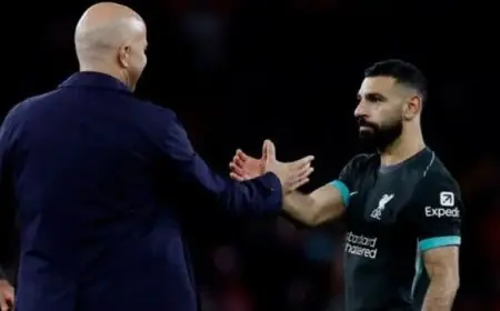سلوت يكشف عن كواليس علاقته المؤثرة مع محمد صلاح ويودعه برسائل مليئة بالمشاعر في ليفربول