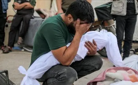 استشهاد طفل فلسطيني نتيجة شظايا قنبلة خلال هجوم إسرائيلي في خان يونس
