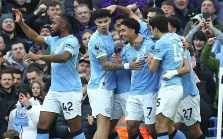 تشكيلة مانشستر سيتي لمواجهة إيفرتون في الدوري الإنجليزي وموقف مرموش